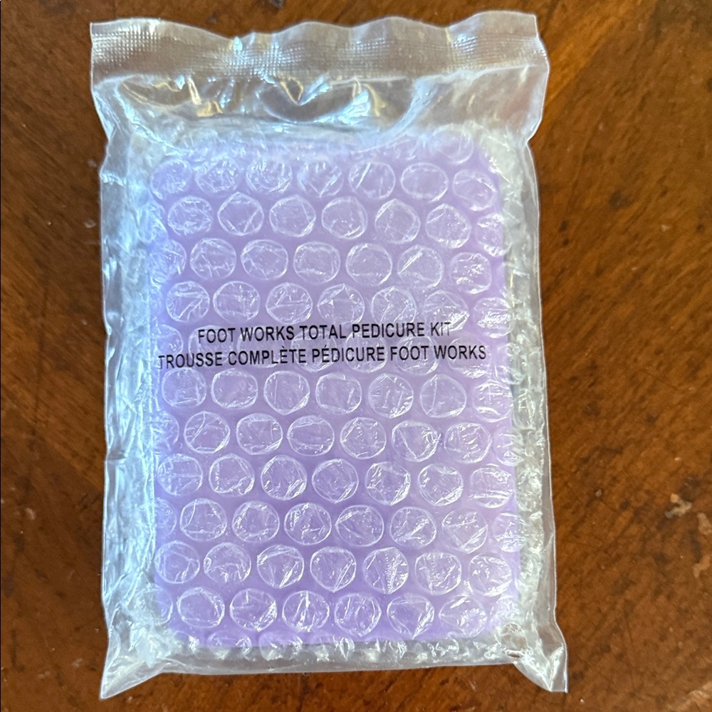 Avon Foot Works Total Pedicure Kit Factory Sealed Purple